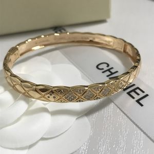 Women's 18K rose gold diamond bracelet